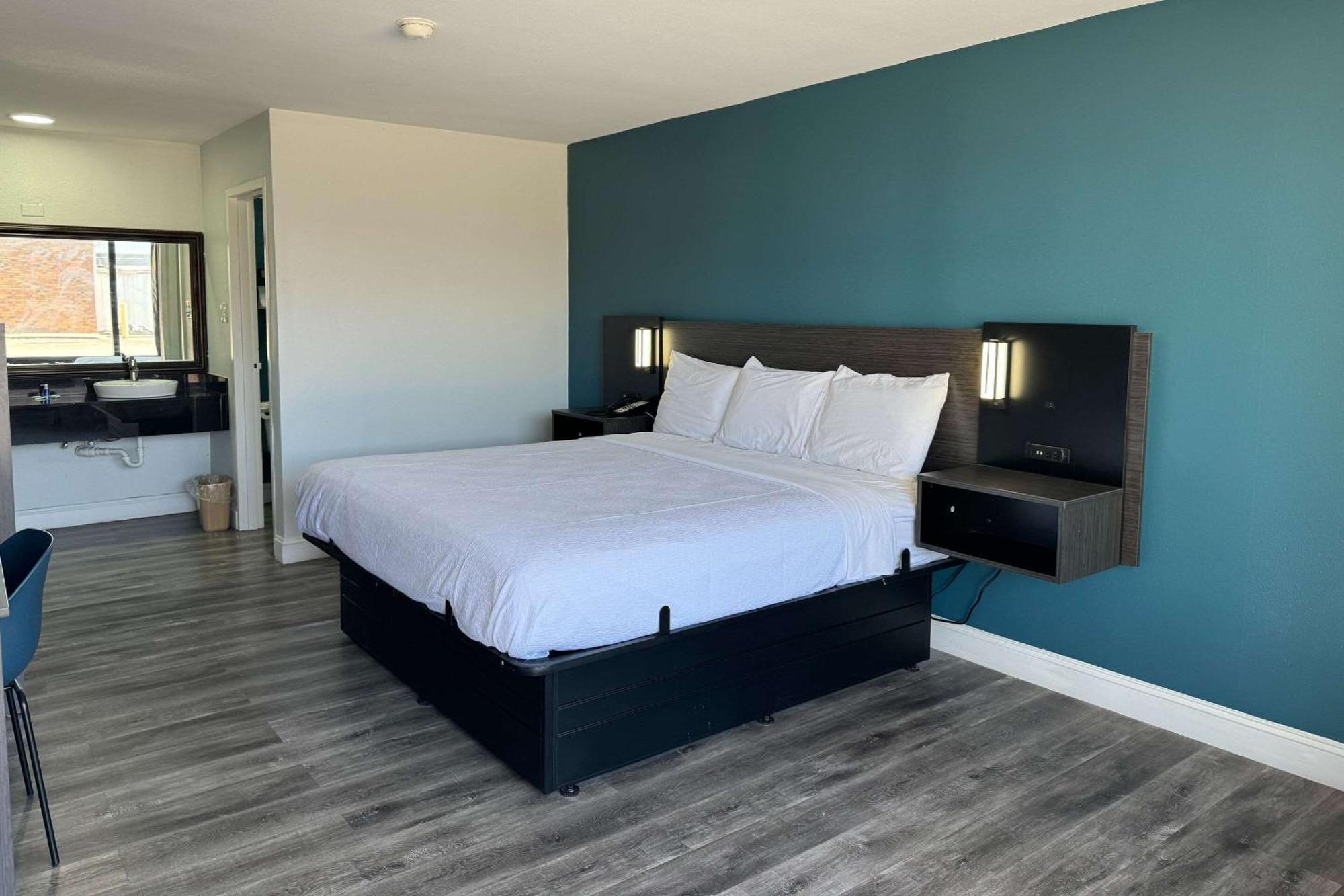 Rodeway Inn غرب ممفيس المظهر الخارجي الصورة